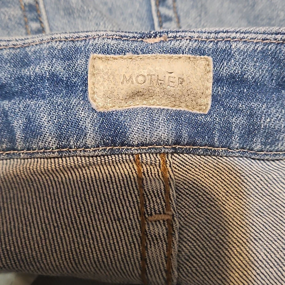 Mother High-Waisted Looker Ankle Fray Skinny Distessed Jeans
